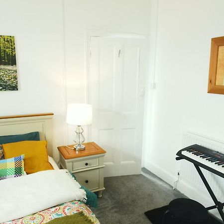 Service Accommodation 2 Bed Room Apartment In Newport South Wales Near Celtic Manor Icc Wales Newport (Gwent) Exterior foto