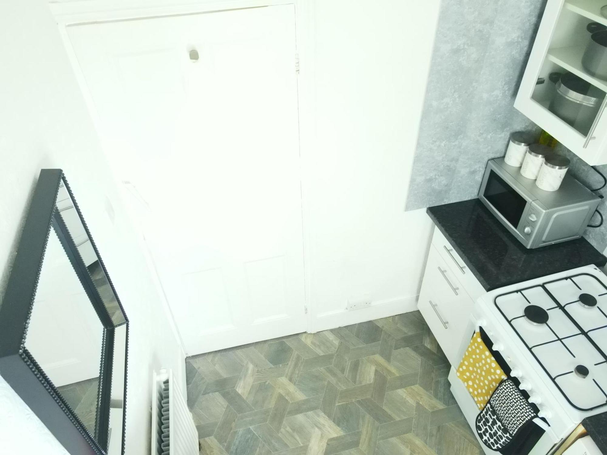 Service Accommodation 2 Bed Room Apartment In Newport South Wales Near Celtic Manor Icc Wales Newport (Gwent) Exterior foto