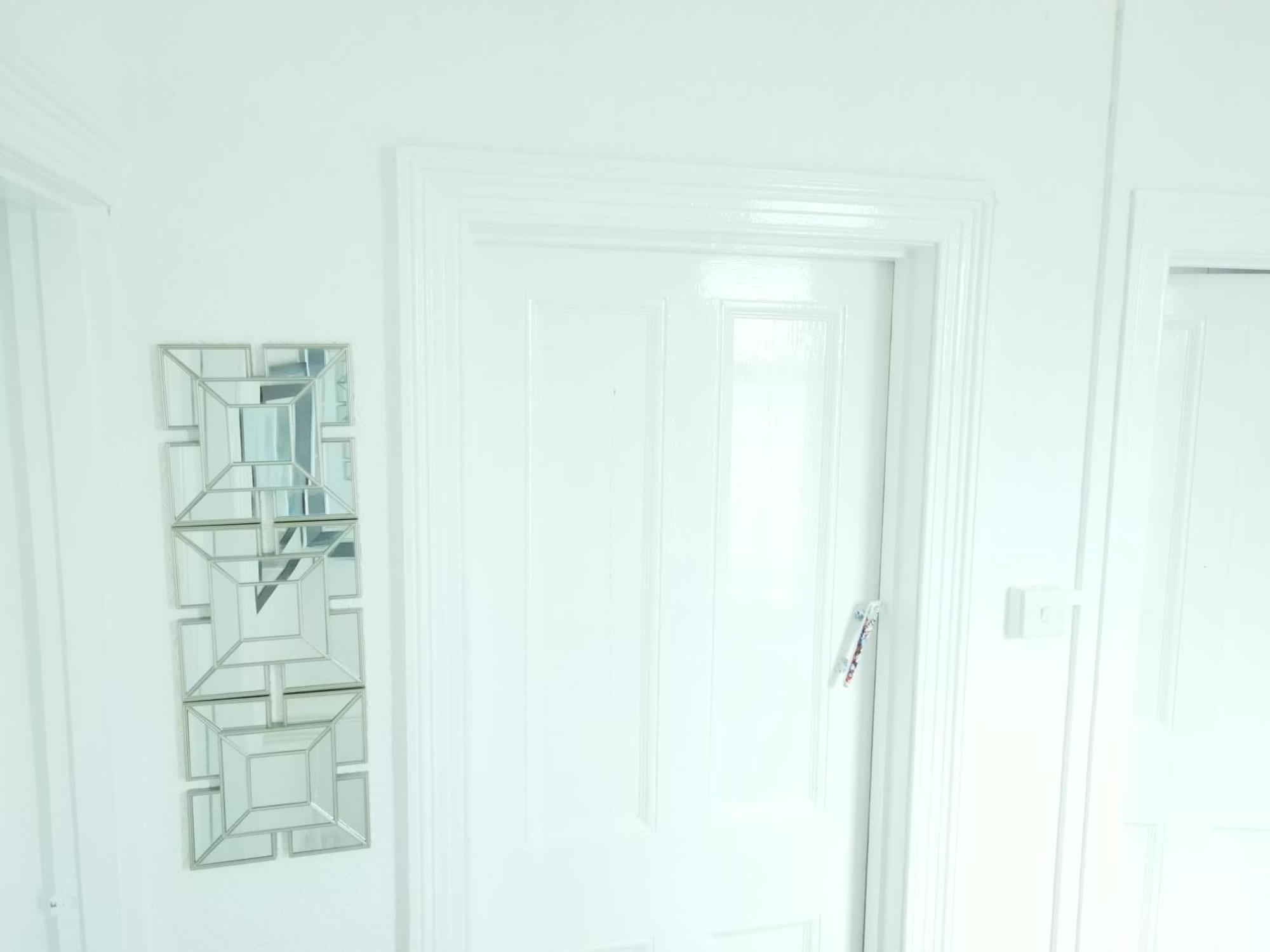 Service Accommodation 2 Bed Room Apartment In Newport South Wales Near Celtic Manor Icc Wales Newport (Gwent) Exterior foto
