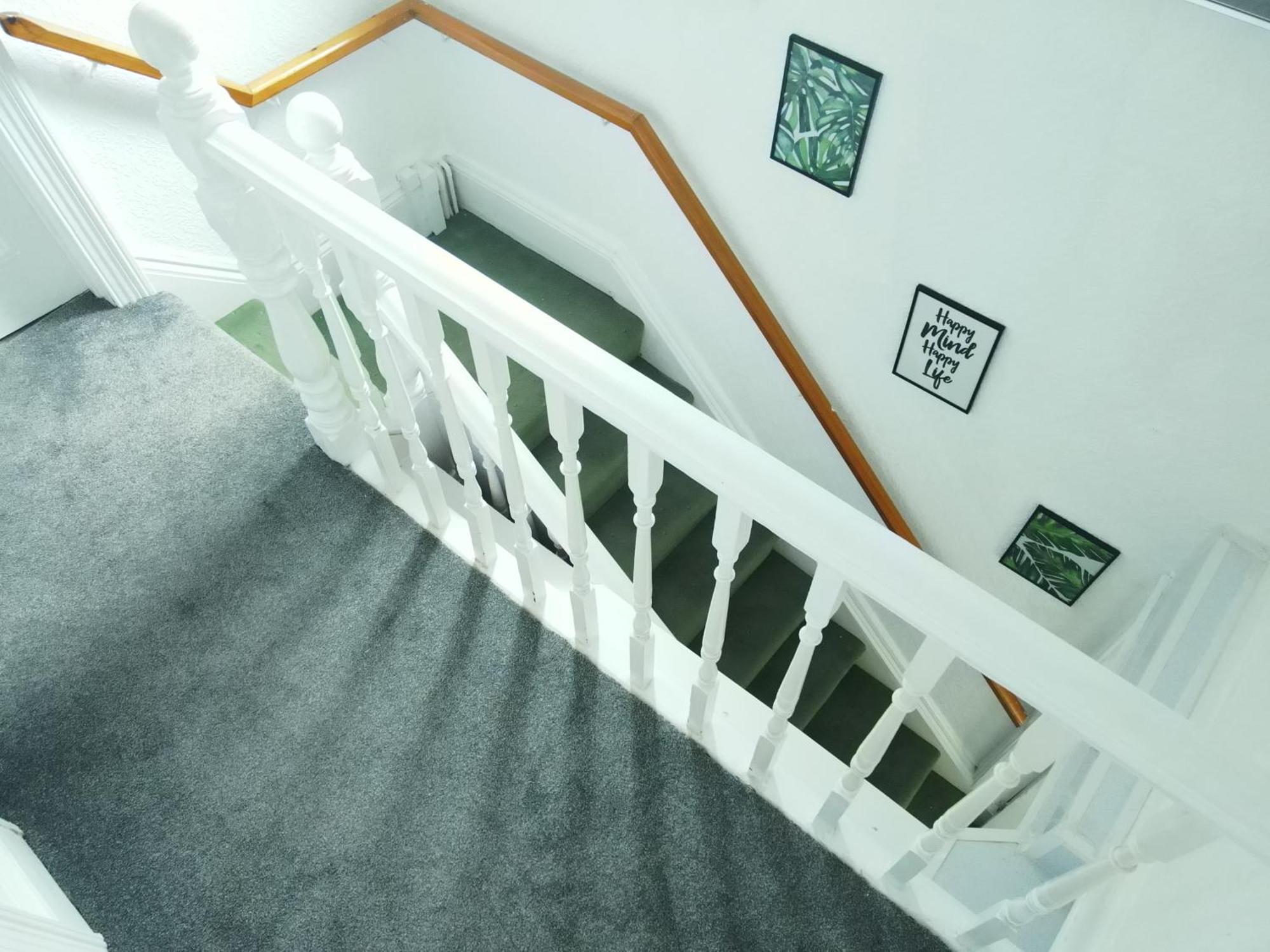 Service Accommodation 2 Bed Room Apartment In Newport South Wales Near Celtic Manor Icc Wales Newport (Gwent) Exterior foto