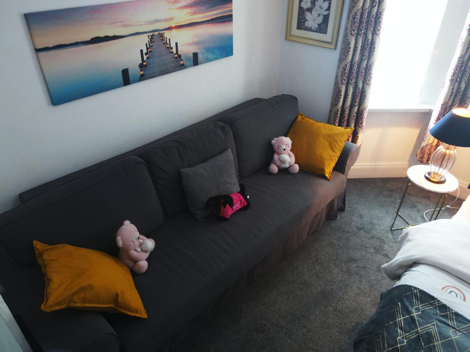 Service Accommodation 2 Bed Room Apartment In Newport South Wales Near Celtic Manor Icc Wales Newport (Gwent) Exterior foto