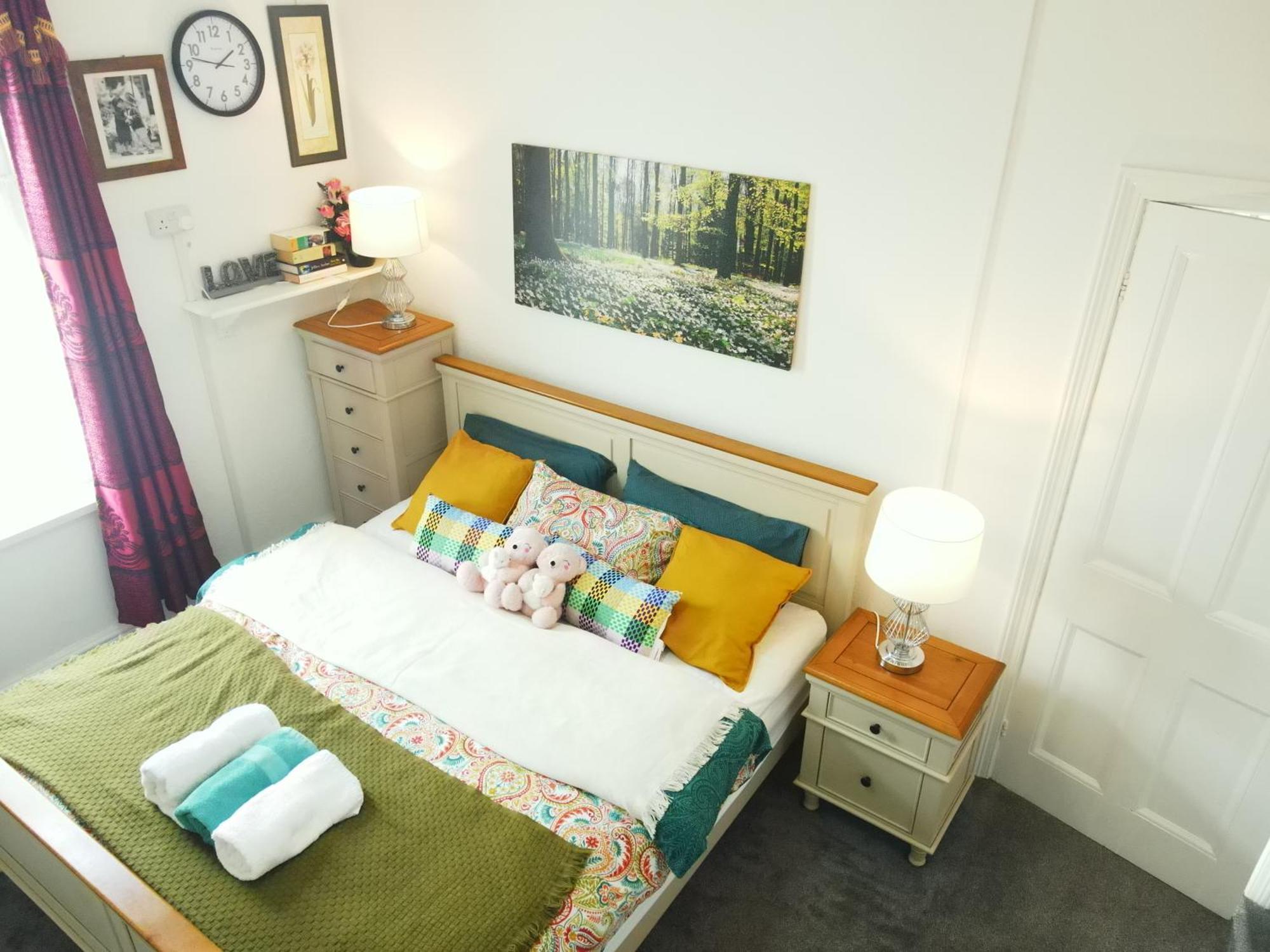Service Accommodation 2 Bed Room Apartment In Newport South Wales Near Celtic Manor Icc Wales Newport (Gwent) Exterior foto
