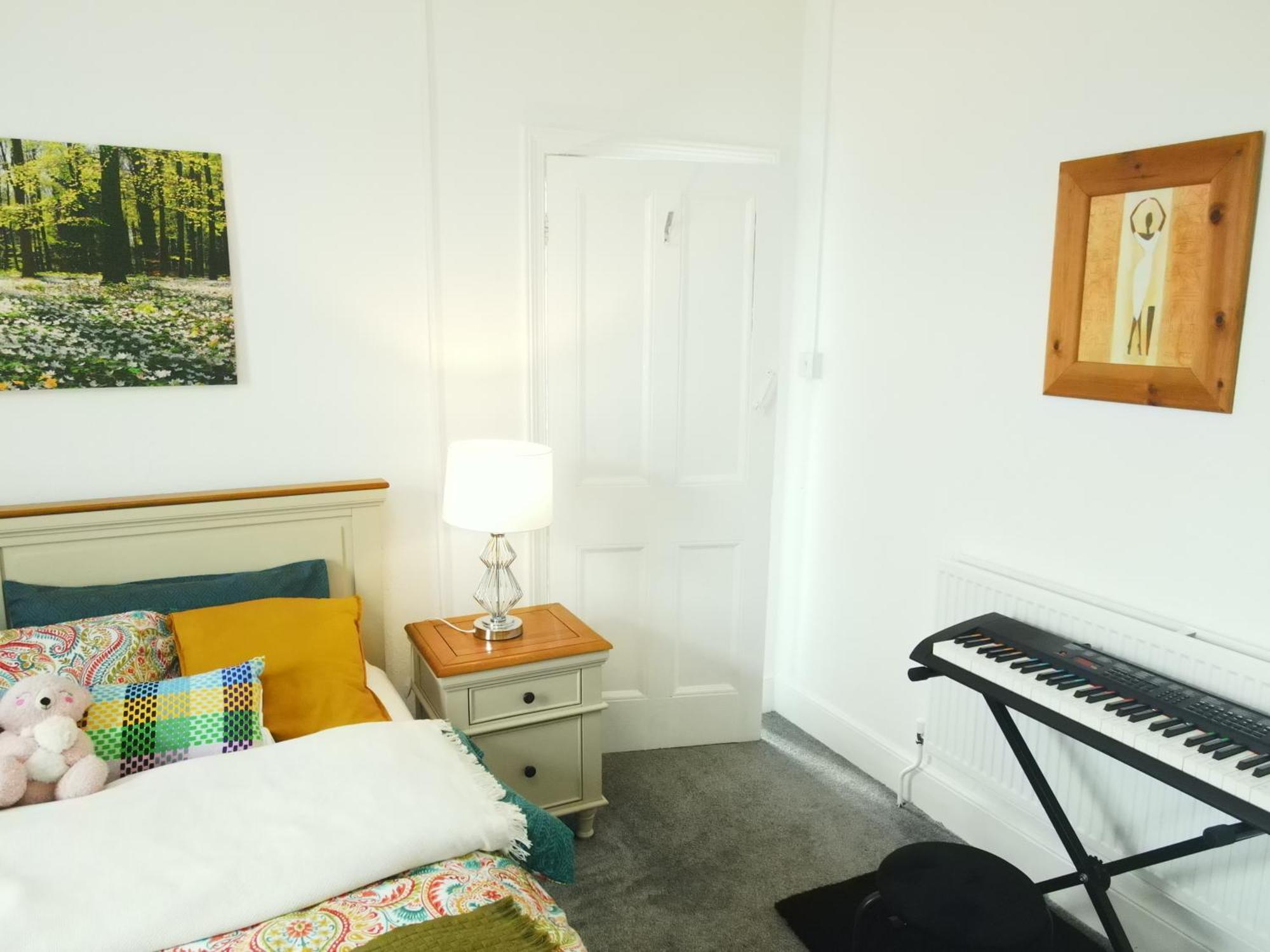 Service Accommodation 2 Bed Room Apartment In Newport South Wales Near Celtic Manor Icc Wales Newport (Gwent) Exterior foto